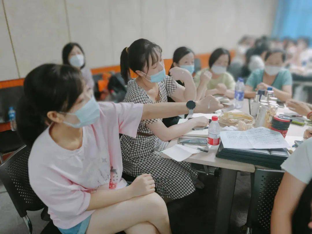 信誉楼&amp;资生堂专业服务技能“大练兵”