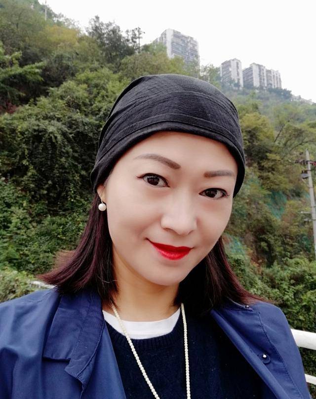 圣罗兰的产品好用吗圣罗兰，YSL圣罗兰银气垫怎么样
