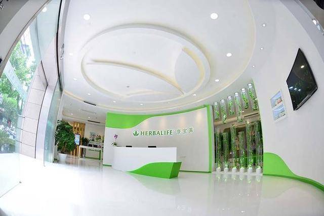 康宝莱：热衷公益康宝莱，受邀出席公益年度盛典