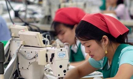 连续12年登上富豪榜昆铁卫生巾销量过万，却从不接受采访，用100多万卖卫生巾赚160亿
