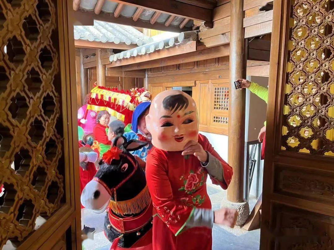 龙泉古镇博物馆群落新年秀活动——“律动博物馆”新春主题对话暨玩具年货节活动成功举办