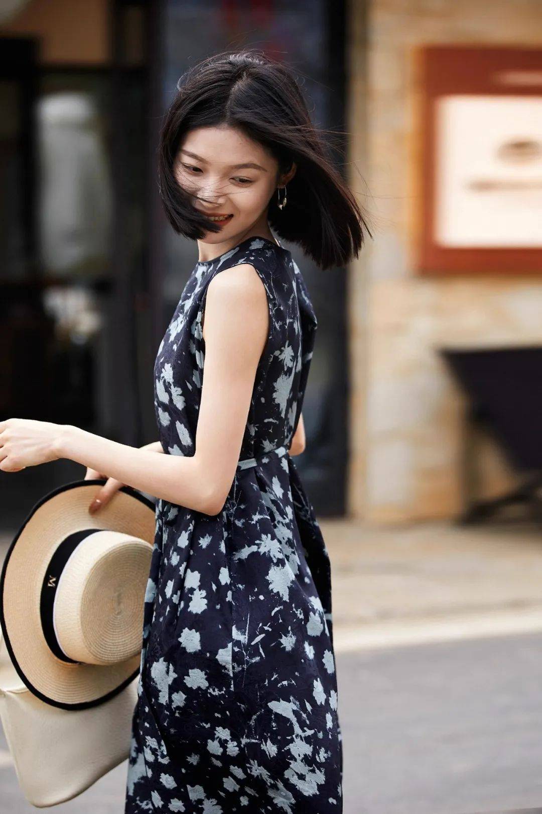 春夏裙子，女人要拥有的4条裙子！！
