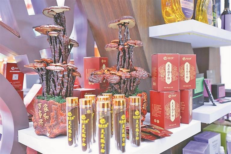组团亮相 鸡东好物出圈