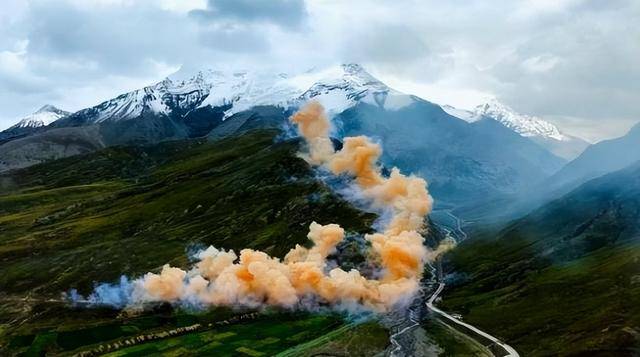 始祖鸟、蔡国强致歉始祖鸟!